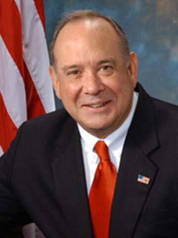 Photo of Eduardo Aguirre